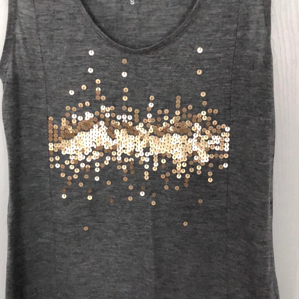 Tank - Picture 2 of 3